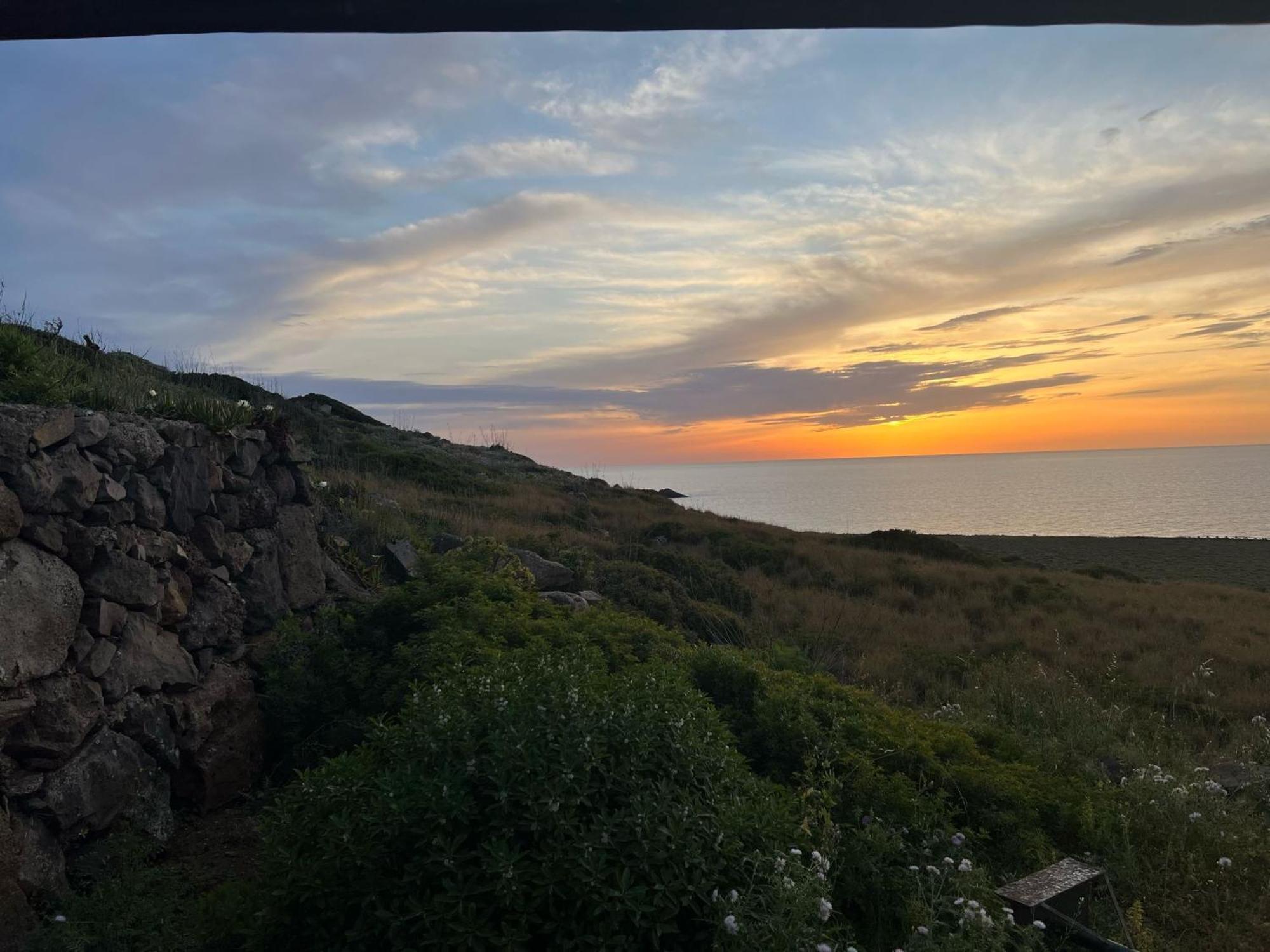 Del Tramonto * Isola di Ustica